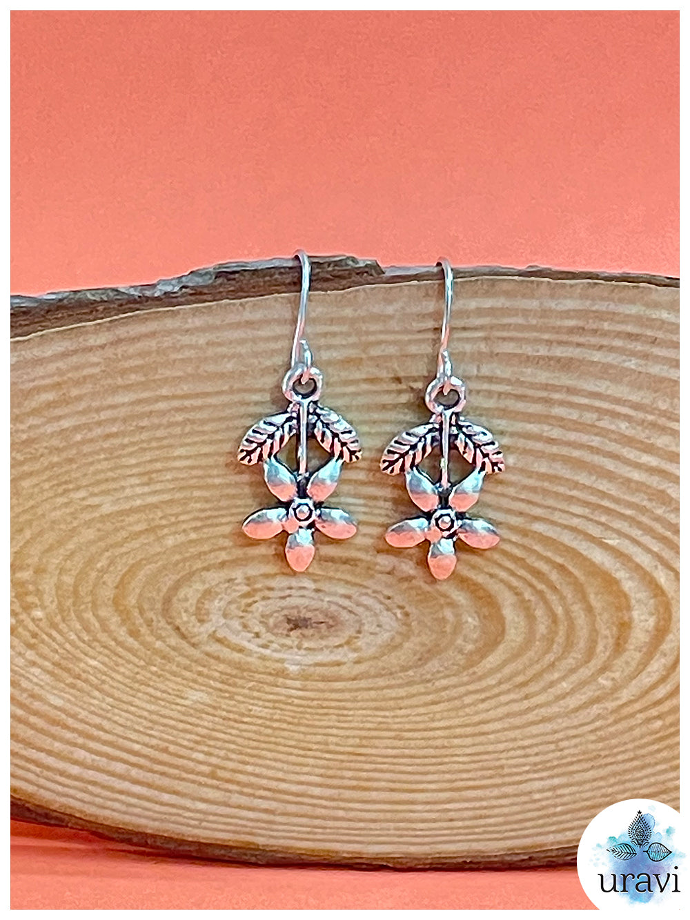 Smiling Flower - Floral Small Dangler Earrings