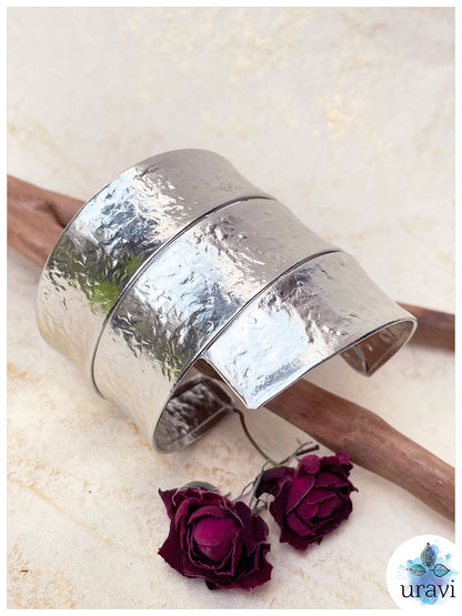 Cleopatra Shiny Gold Bracelet