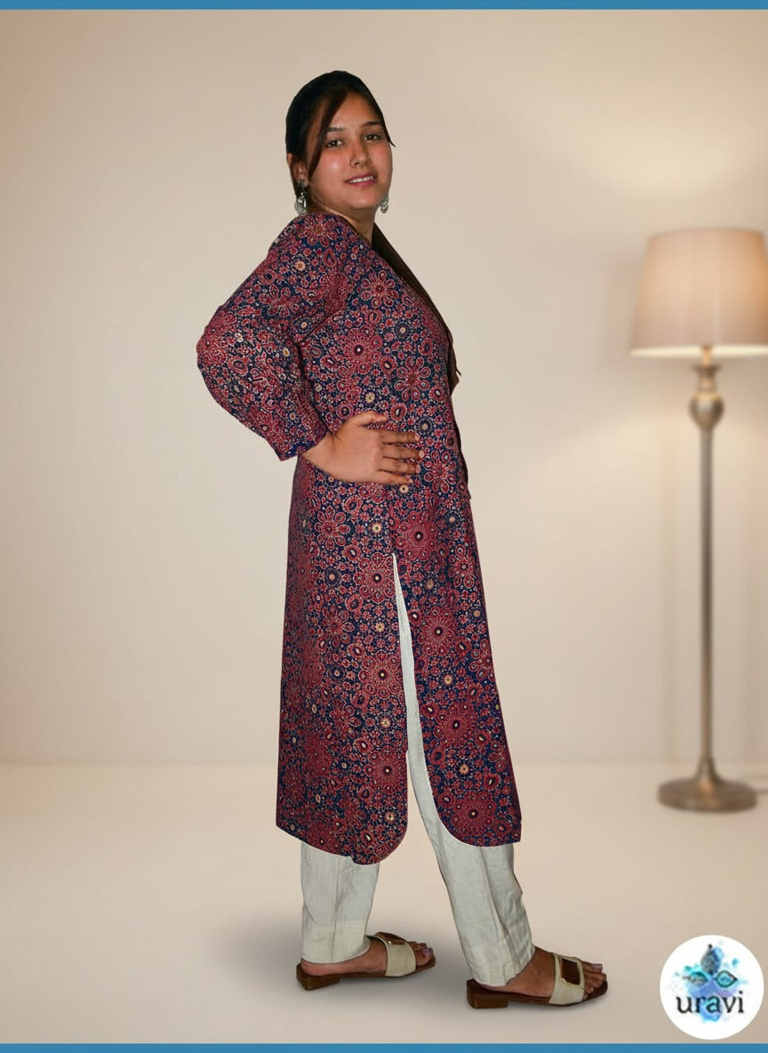 Sharvangi – Indigo-Rust Sanganeri Handblock Kurta with Cuffed Sleeves