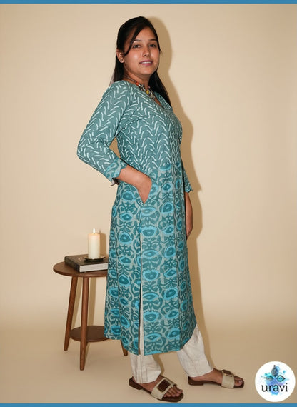 Amulya – Teal Dabu Handblock Dual Print Kurta with Scallop Sleeves