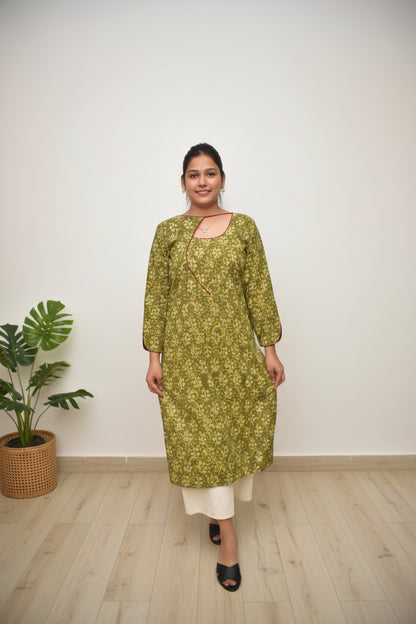 Vanaashi – Olive Dabu Block Kurta with Asymmetric Neckline