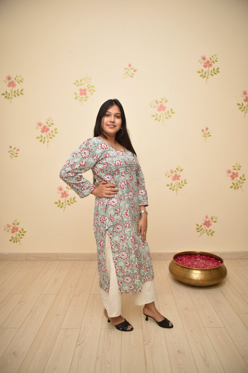 Taru – Sage Grey Kurta with Red-White Floral Dabu Print & Pin-Tucked Sleeves