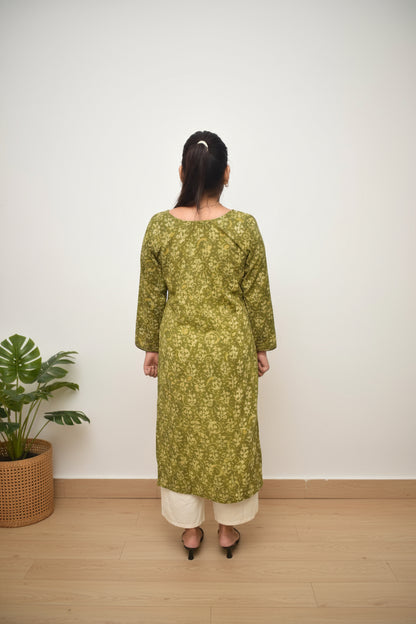 Vanaashi – Olive Dabu Block Kurta with Asymmetric Neckline