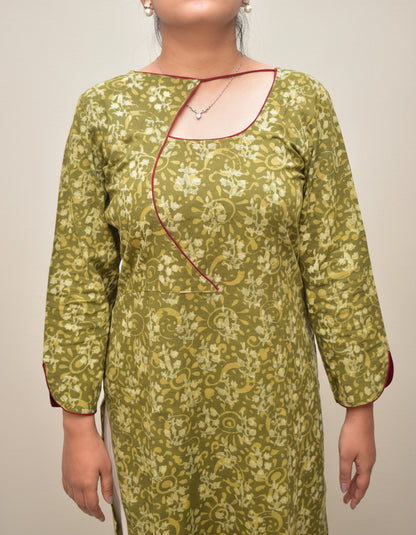 Vanaashi – Olive Dabu Block Kurta with Asymmetric Neckline