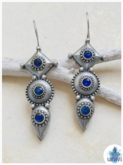 Lisa - Sliver Look Alike Dangler Earring