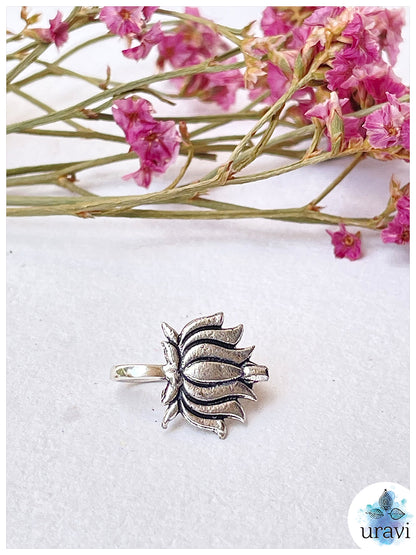 LotusBloom – a captivating non-piercing Nose Pin