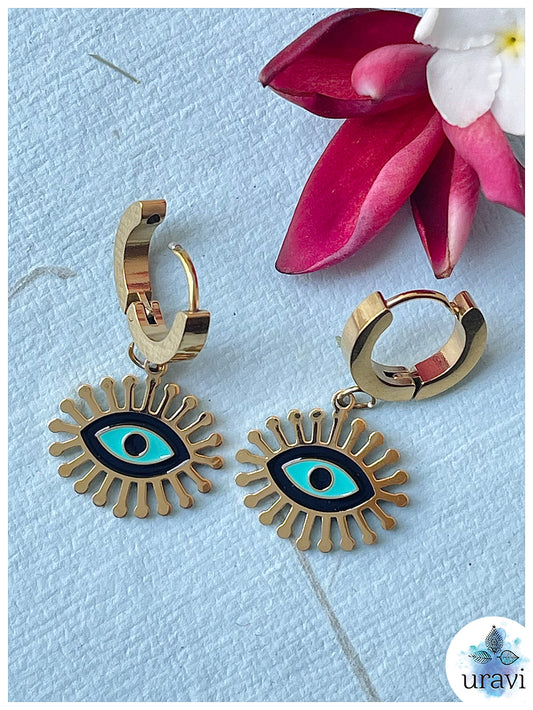 Nayan Tara Anti-Tarnish Small Dangler Earrings