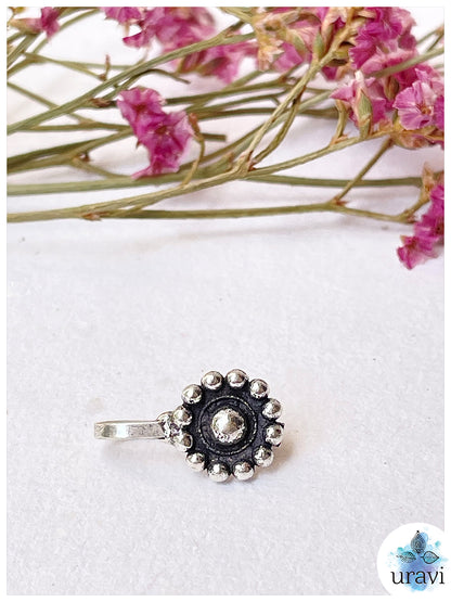 Chandramukhi - non-piercing Nose Cuff