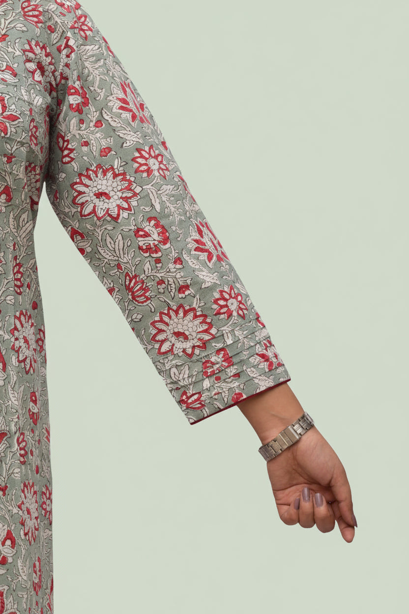 Taru – Sage Grey Kurta with Red-White Floral Dabu Print & Pin-Tucked Sleeves