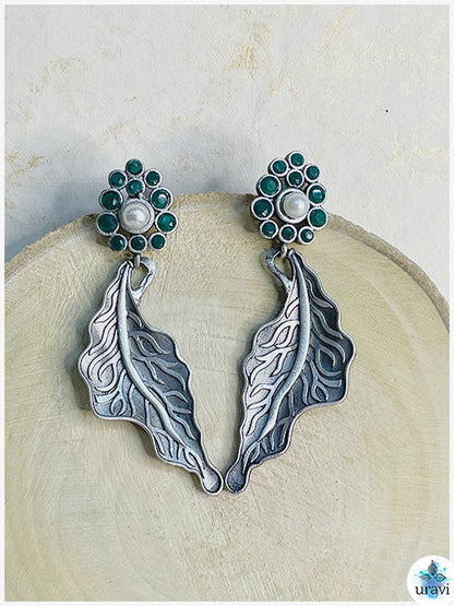 LeafyGlam - Sliver Look Alike Dangler Earring