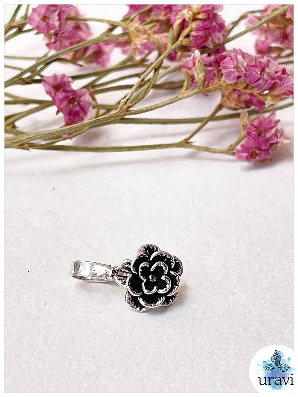 Gulabari – non-piercing Nose Cuff