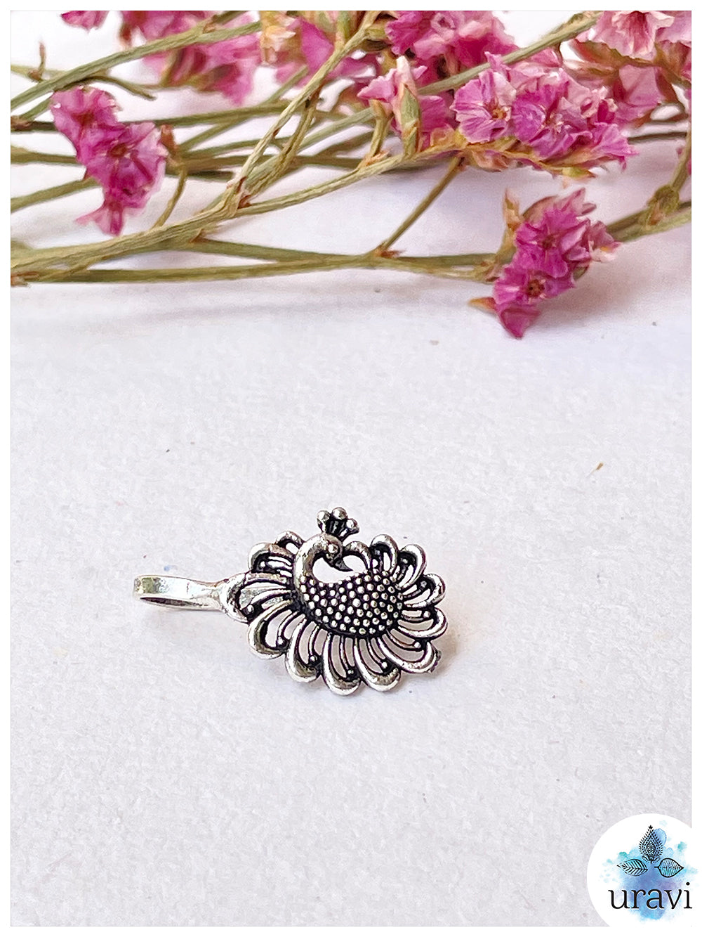 Mayuri - non-piercing Nose Pin