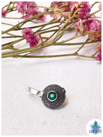 Naira - non-piercing Nose Pin