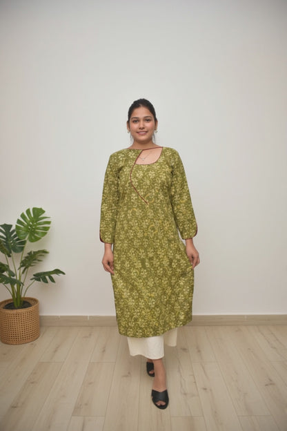 Vanaashi – Olive Dabu Block Kurta with Asymmetric Neckline