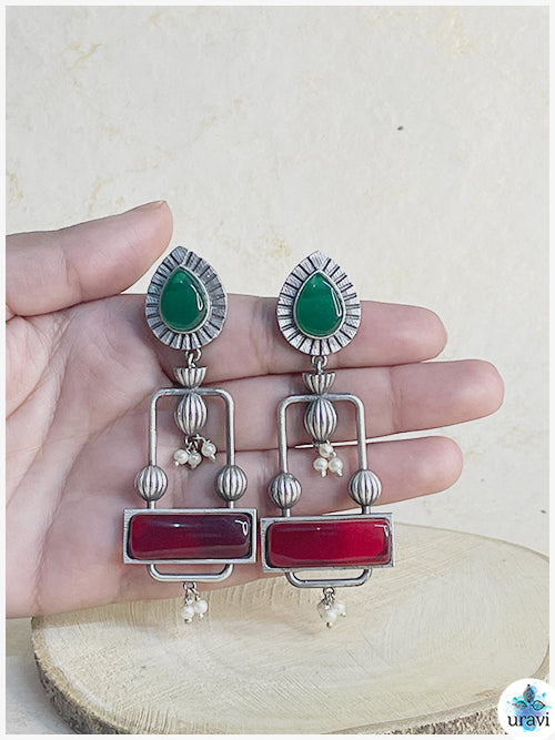 Yashasvi- Sliver Look Alike Dangler Earring