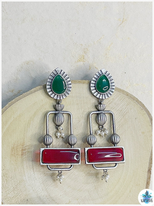 Yashasvi- Sliver Look Alike Dangler Earring