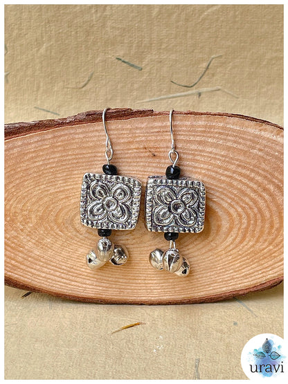 StarryBlossom  -  Handcrafted Glass Beaded Earrings