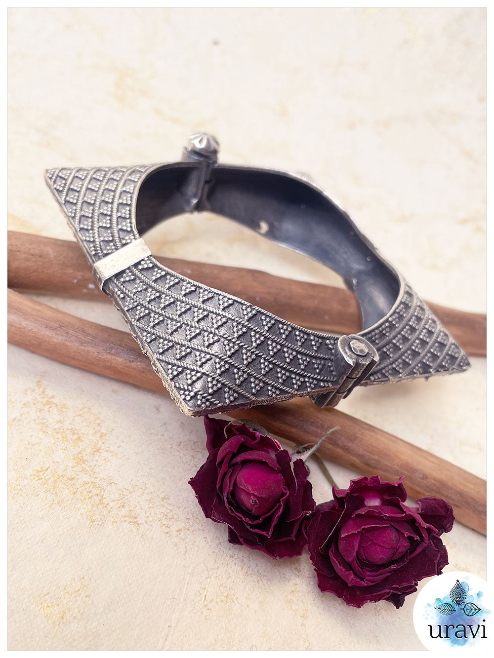 Egyptian Silver Replica Kada – URAVI